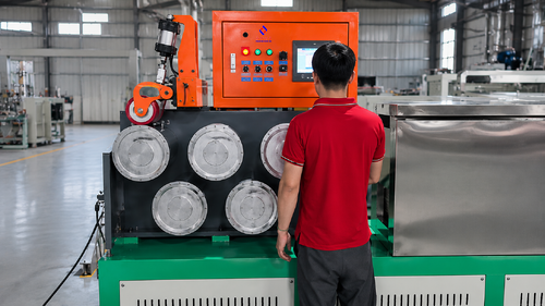 Giá nhựa tăng ảnh hưởng như thế nào đến việc sản xuất dây đeo PP & PET | Trạm Hưng Yongxing