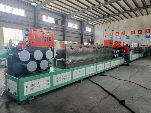 Tin tức công ty mới nhất về Máy Làm Dây Đeo PET Chạy Thành Công Tại Nhà Máy Của Khách Hàng| Trạm Hưng Yongxing
